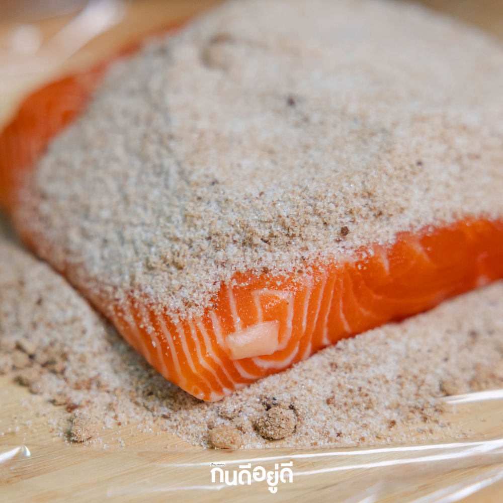 Salmon Gravlax